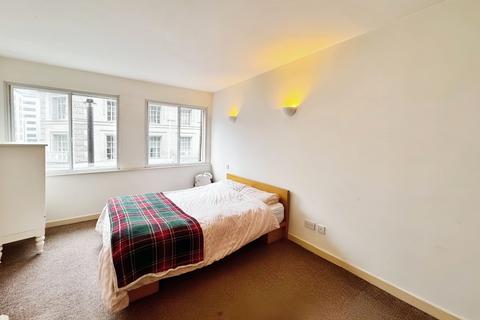 2 bedroom apartment to rent, 14 Park Row