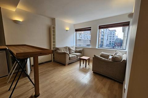 2 bedroom apartment to rent, 14 Park Row