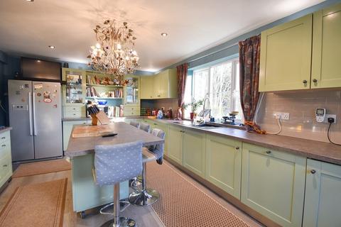 5 bedroom semi-detached house for sale, Welton Le Wold, Louth LN11 0QT