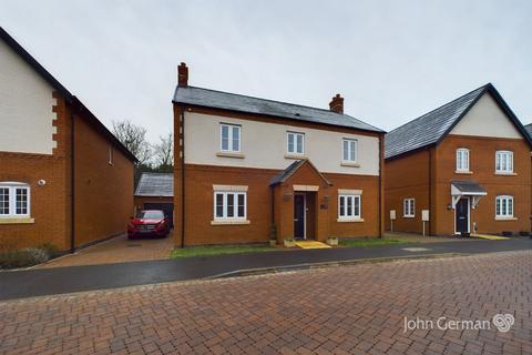 4 bedroom detached house for sale, Fairfields, Branston