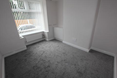 2 bedroom terraced house to rent, Queens Avenue, Sandycroft