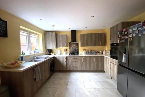 4 bedroom detached house for sale, Mendip Road, Weston-super-mare