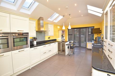 4 bedroom detached house for sale, Old Chapel Close, Harrogate