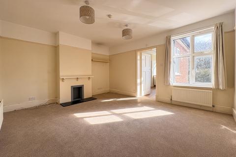 2 bedroom flat to rent, Chesterton Road, Cambridge CB4
