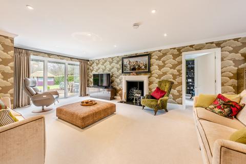 7 bedroom detached house for sale, Tudor Close, Pulborough, West Sussex