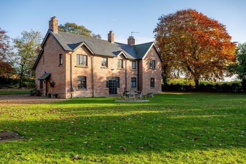 5 bedroom detached house for sale, Marham