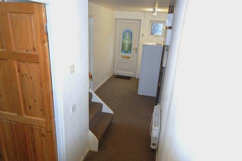 3 bedroom terraced house to rent, Vardon Road, Stevenage