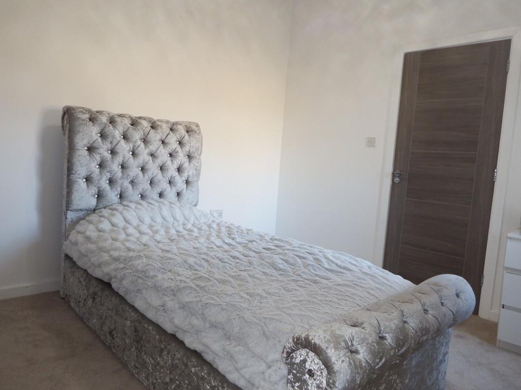 Bed 2 2