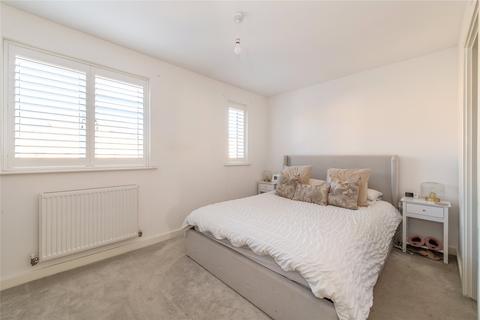 16 Chilvers Way, Northfleet, Gravesend, DA11 8GE