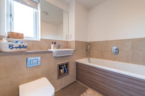 16 Chilvers Way, Northfleet, Gravesend, DA11 8GE