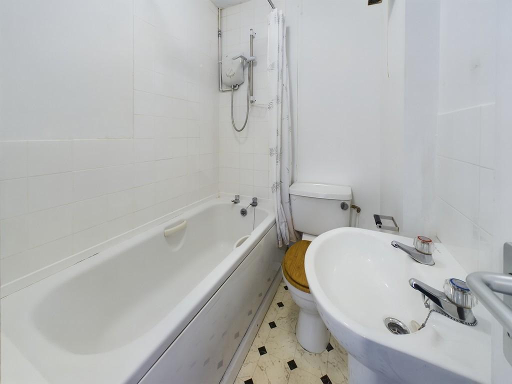 Cam02089 g0 pr0388 still004