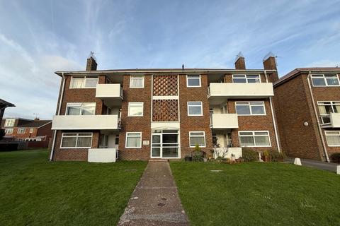 2 bedroom apartment to rent, Rosslyn Road, Shoreham-by-Sea BN43