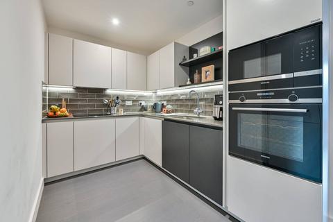 2 bedroom flat for sale, Crimscott Street, Bermondsey, SE1