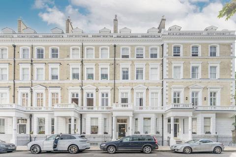 undefined, Onslow Gardens, South Kensington, London, SW7