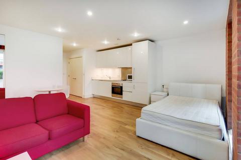 Studio for sale, Warehouse Court, Woolwich Riverside, London, SE18