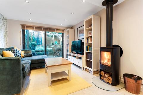 39a Thurlestone Road, London, SE27 0PE