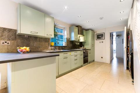 39a Thurlestone Road, London, SE27 0PE