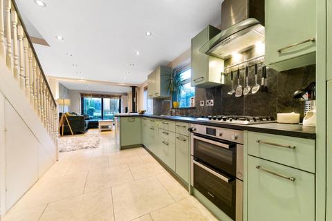 39a Thurlestone Road, London, SE27 0PE