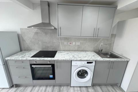 1 bedroom flat to rent, Tilehurst Road, Reading