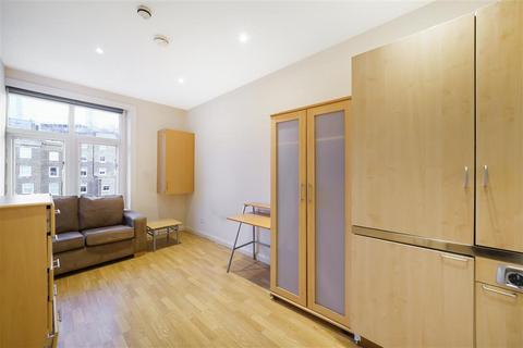 Block of apartments to rent, Courtfield Gardens, SW5