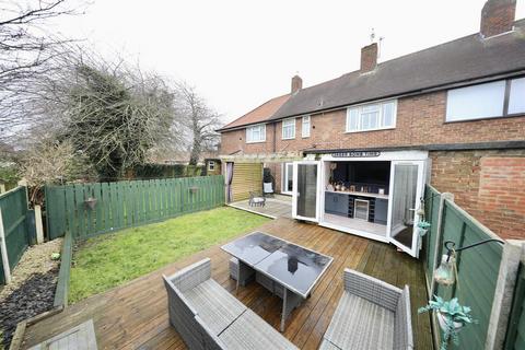 5 Batley Close, Hull, HU9 4QX