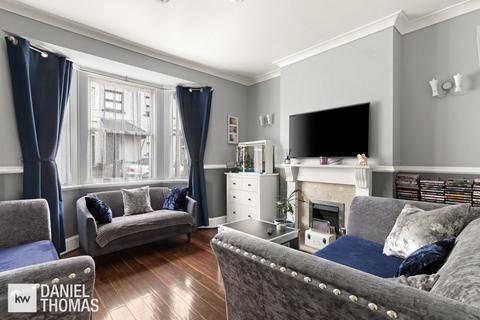 3 Manor Road, Waltham Abbey, EN9 1NF