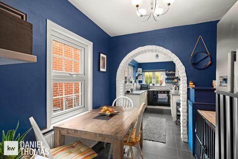 3 Manor Road, Waltham Abbey, EN9 1NF
