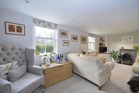 3 bedroom semi-detached house for sale, Guildford Road, Cranleigh