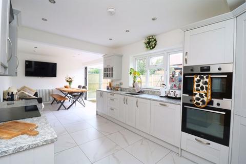 4 bedroom semi-detached house for sale, Seven Acres, Aldridge