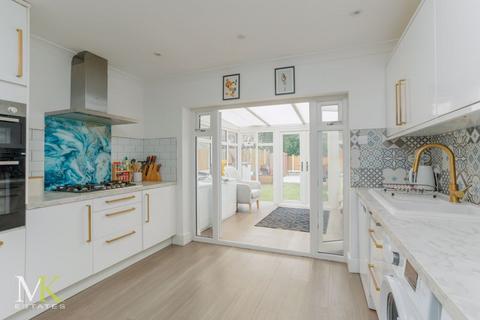 3 bedroom semi-detached house for sale, Howeth Road, Bournemouth BH10