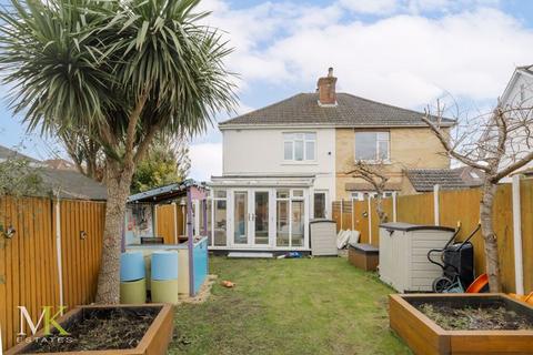 3 bedroom semi-detached house for sale, Howeth Road, Bournemouth BH10