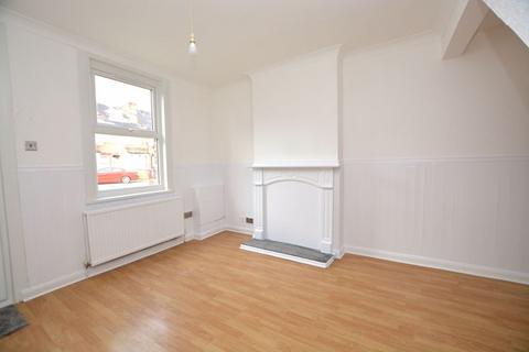 2 bedroom end of terrace house for sale, Grays Road, Slough SL1 3QG