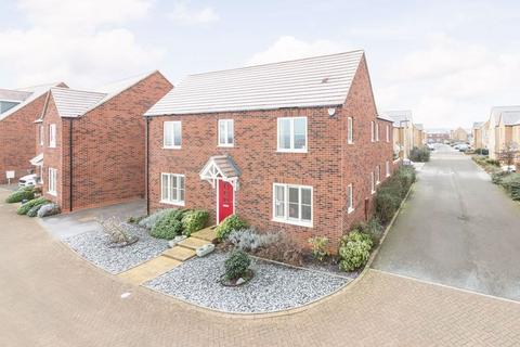 4 bedroom detached house for sale, Field View, Bodicote, Banbury - Facing open parkland