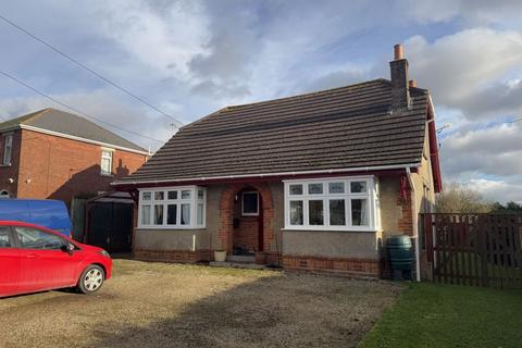 3 bedroom detached bungalow for sale, Sandford Road, Wareham