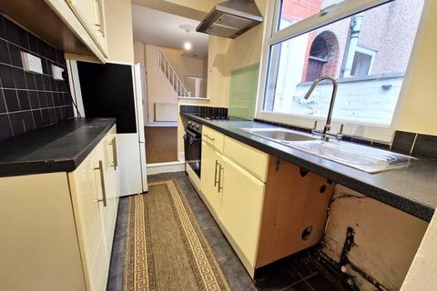 2 bedroom terraced house for sale, Oxford Street, Rugby CV21