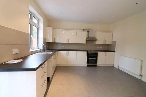 3 bedroom semi-detached house to rent, Three Bed Semi-Detached House to Rent