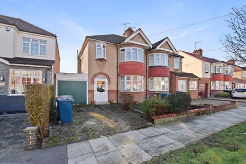 3 bedroom semi-detached house for sale, Elm Drive, Harrow