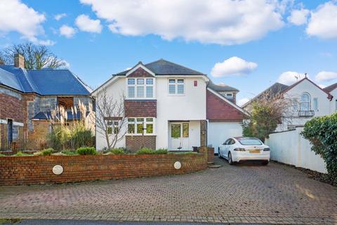 5 bedroom detached house for sale, Briar Lane, Carshalton