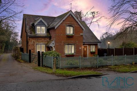 4 bedroom detached house for sale, Rags Lane, West Cheshunt EN7