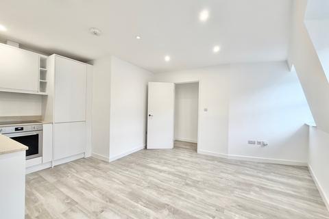 1 bedroom flat to rent, 102 Fortune Green Road, London NW6