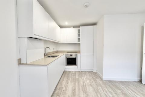 1 bedroom flat to rent, 102 Fortune Green Road, London NW6