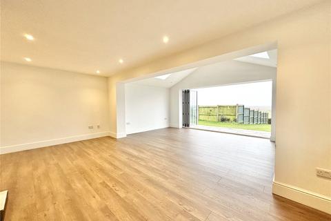 21 Moorings Close, Parkgate, Neston, CH64 6TL