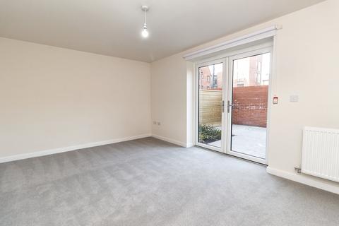 3 bedroom townhouse to rent, Bishop Meadow, Leicester, LE3