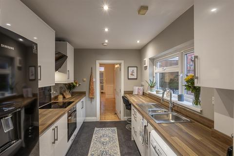 4 bedroom terraced house for sale, Roxburgh Place, Heaton, Newcastle upon Tyne