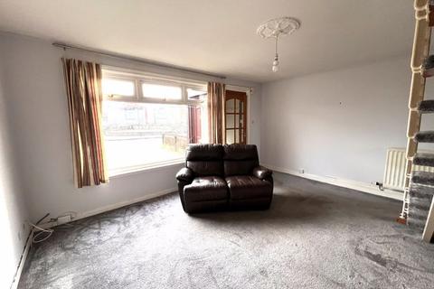 2 bedroom end of terrace house to rent, Greenloanings, Kirkcaldy