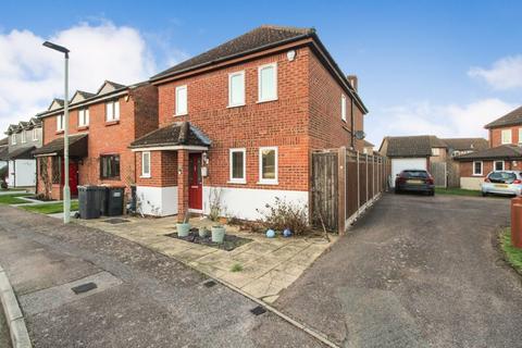 4 bedroom detached house for sale, Buckfast Avenue, Bedford MK41