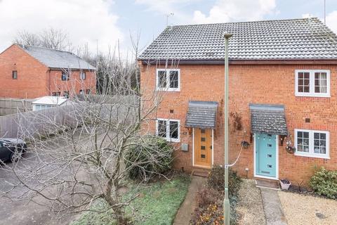 2 bedroom semi-detached house for sale, Quarry Close, Banbury OX15