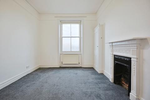 2 bedroom flat to rent, Sinclair Mansions, Richmond Way