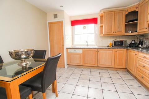 2 bedroom parking for sale, Thorndon Park, Ingrave, CM13