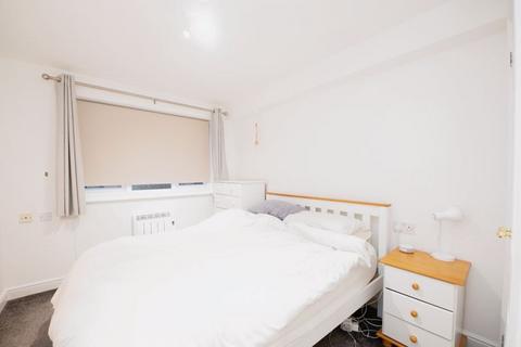 1 bedroom retirement property for sale, Regarth Avenue, Romford RM1